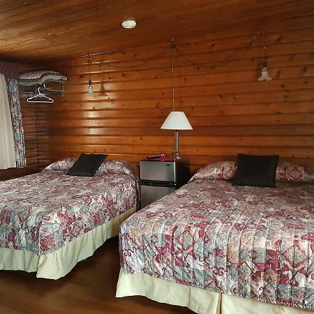 Flamingo Motel Кранбрук Экстерьер фото
